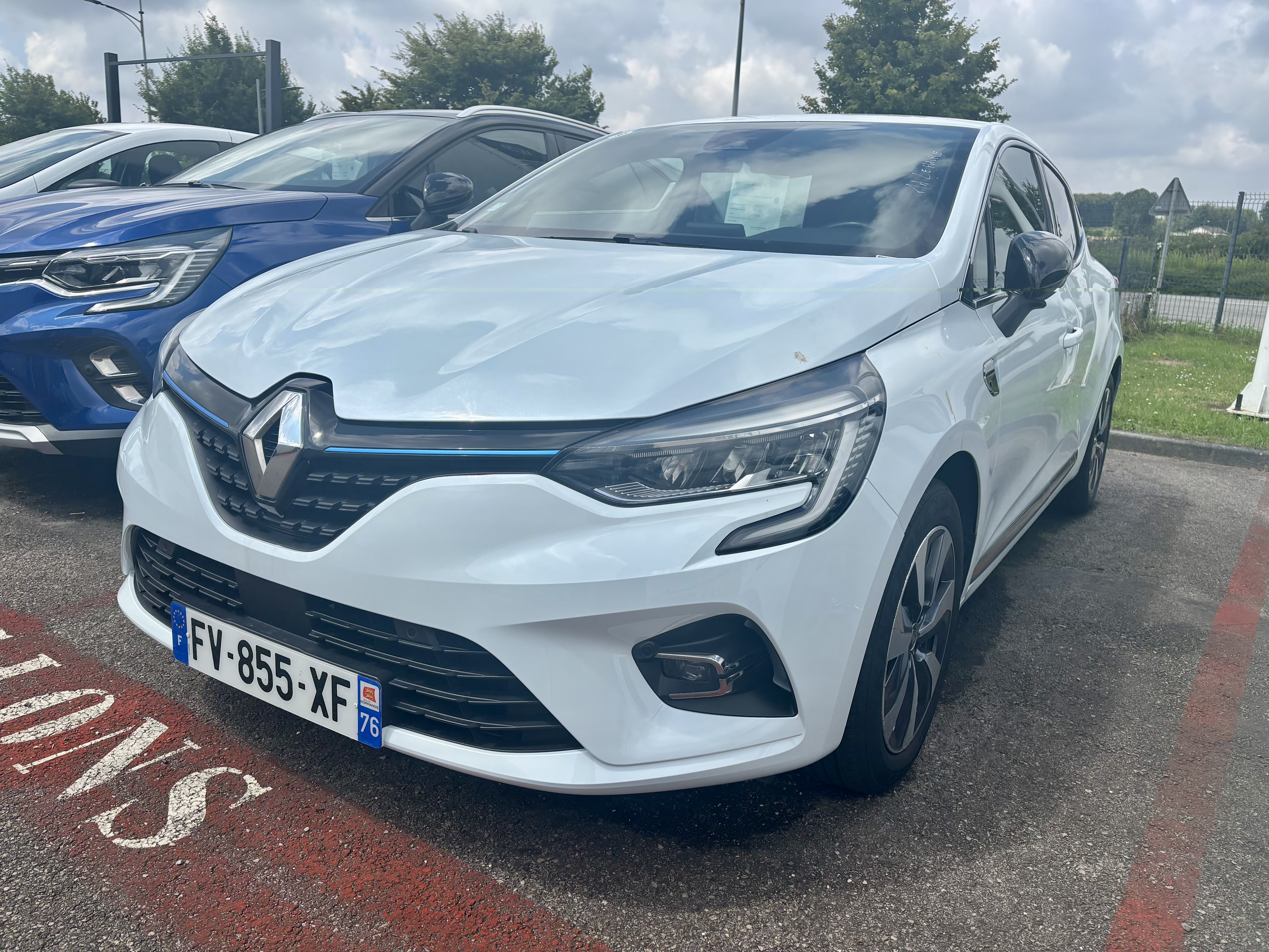 CLIO V E-TECH 140 – 21 PREMIERE EDITION